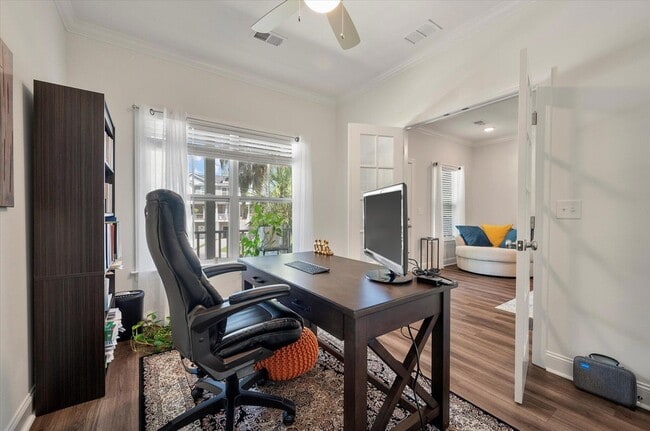 Building Photo - 1418 Widows Ct