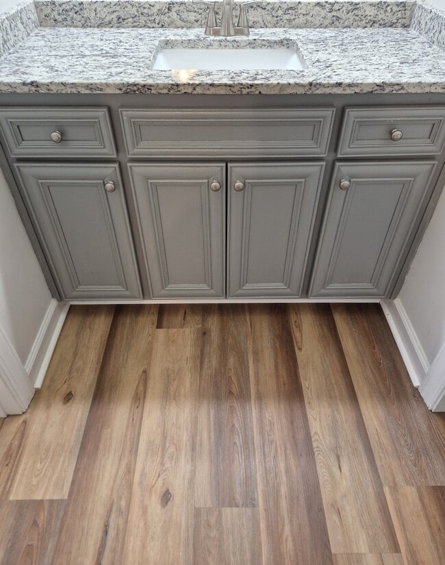 Building Photo - 3931 Lillian Guest Cir