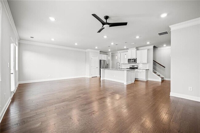 Building Photo - 2502 Pearl Rdg Trce