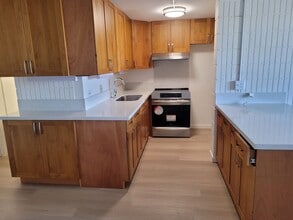 Building Photo - FULLY Renovated 3bd, 2ba, 1pkg for $2900
