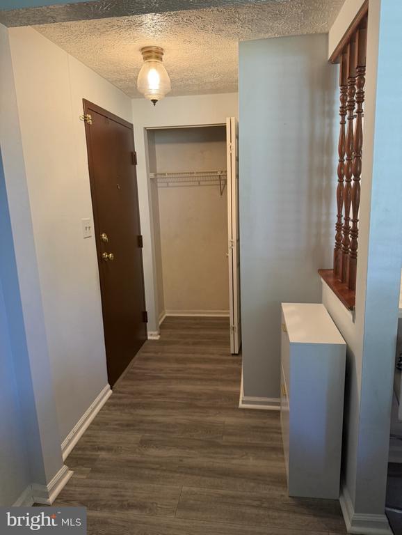 Building Photo - 8030 Abbey Ct