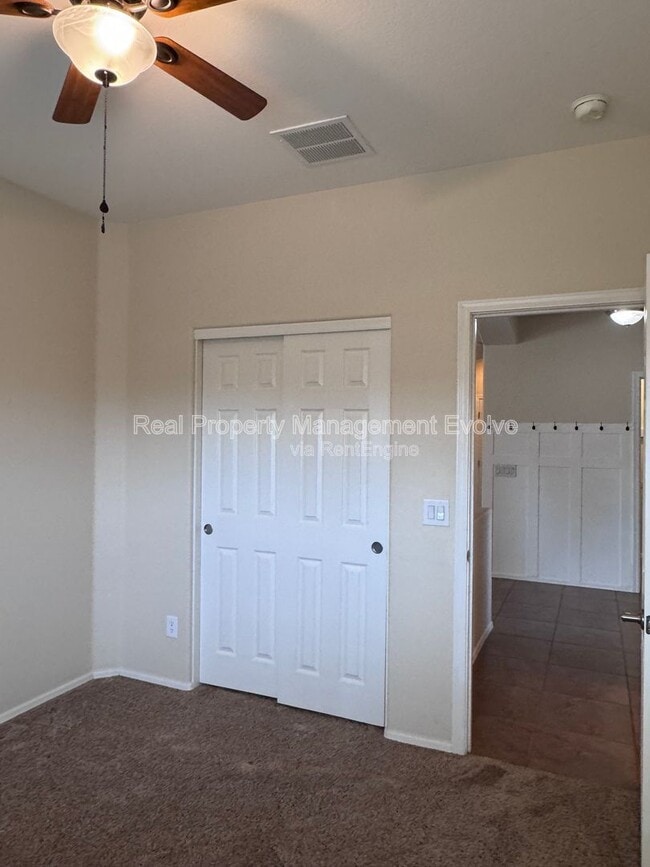 Building Photo - 13601 W Verde Ln