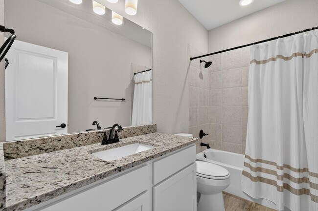 Building Photo - 105 Harborside Dr