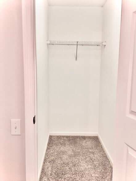 Building Photo - 3111 Cranes Cove Loop