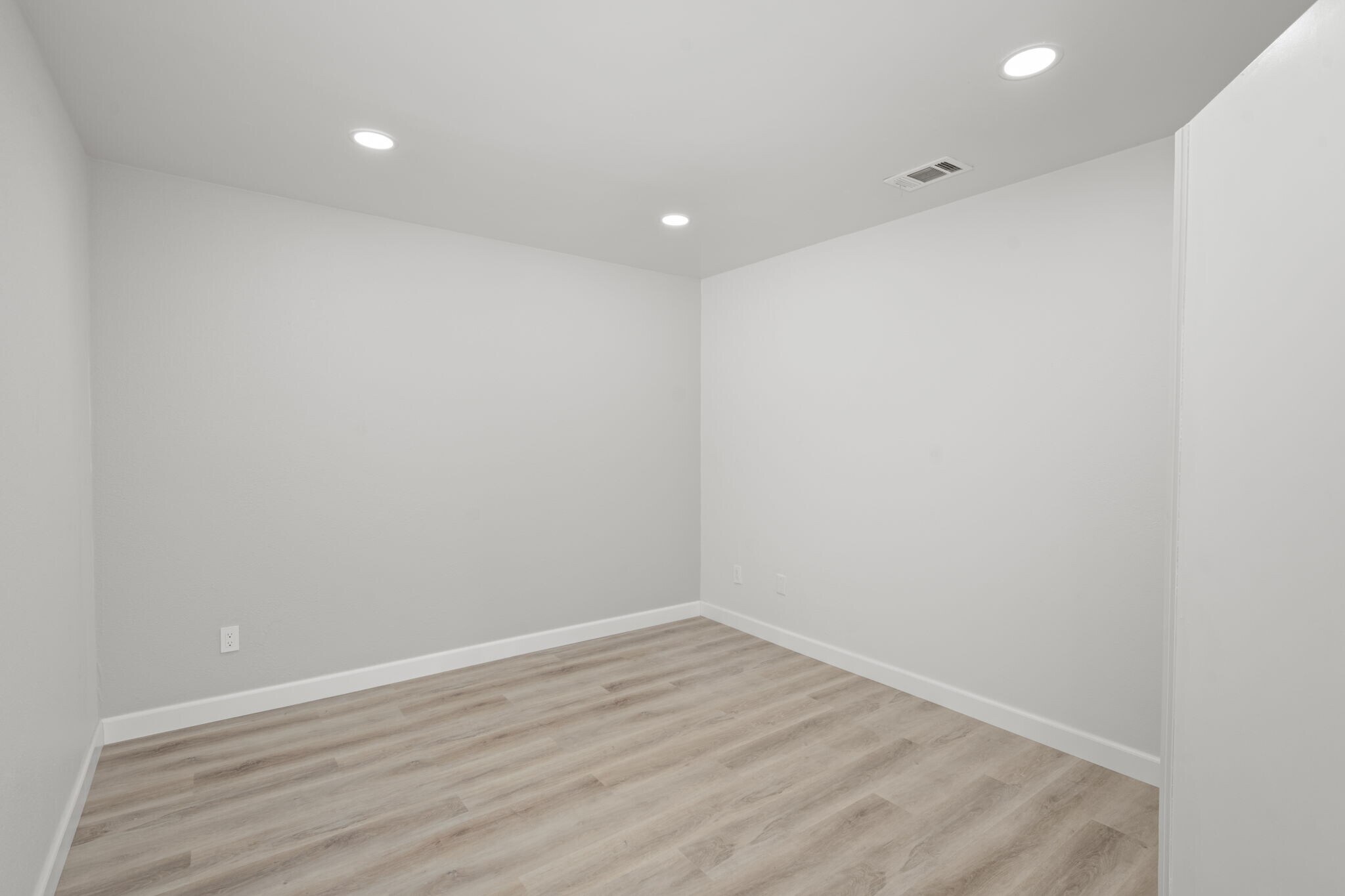Building Photo - 4301 Serena Ave