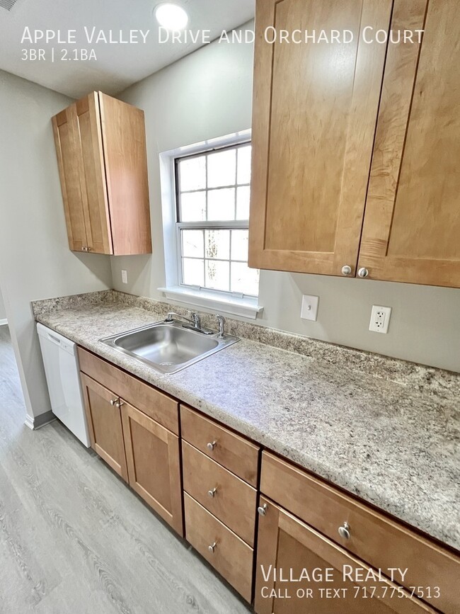 Building Photo - 910 Apple Valley Dr