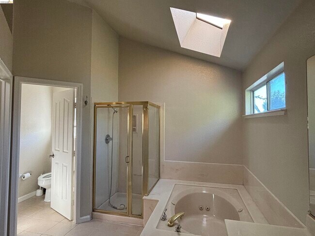 Building Photo - 5021 Chaparral Ct