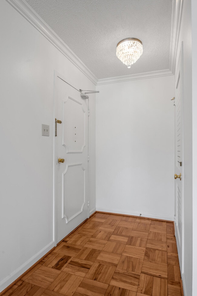 Building Photo - 101 S Hanover Ave