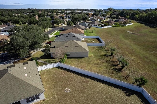 Building Photo - 5700 SW 45th St