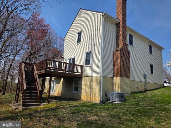 Building Photo - 2220 Cedar Mill Ct