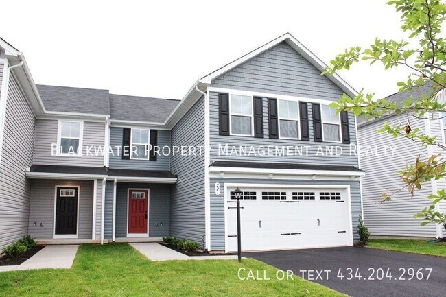 Primary Photo - 221 Thicket Dr