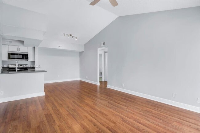 Building Photo - 5780 Rock Island Rd