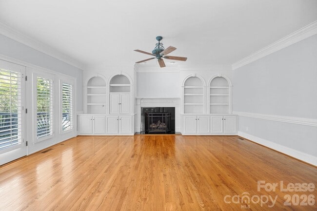 Building Photo - 9205 Woodriver Ln