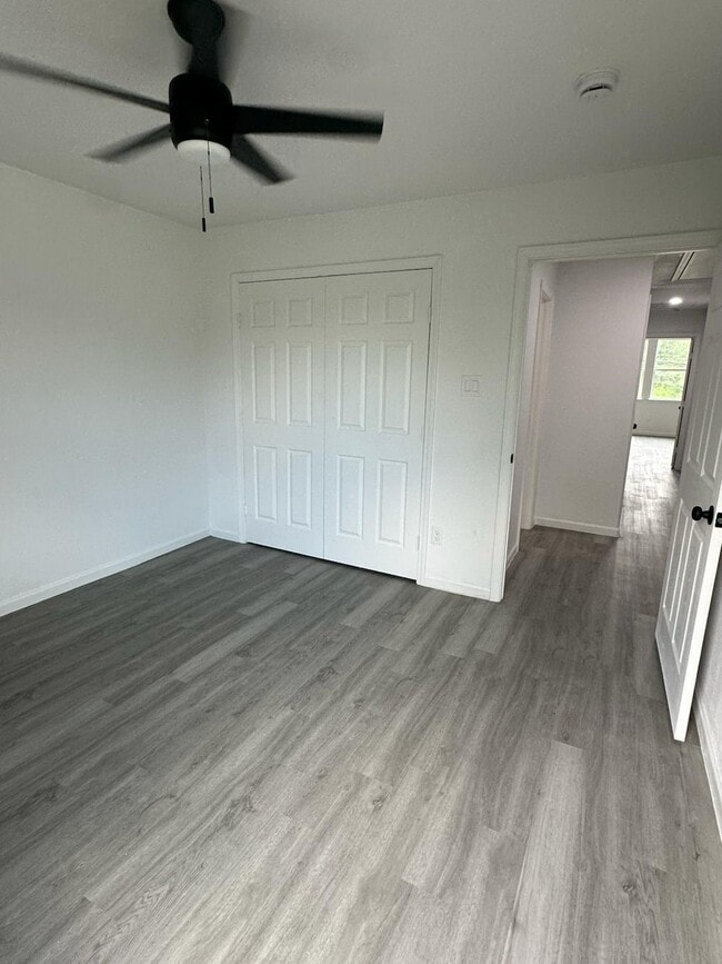 Building Photo - 15565 Kurt Dr