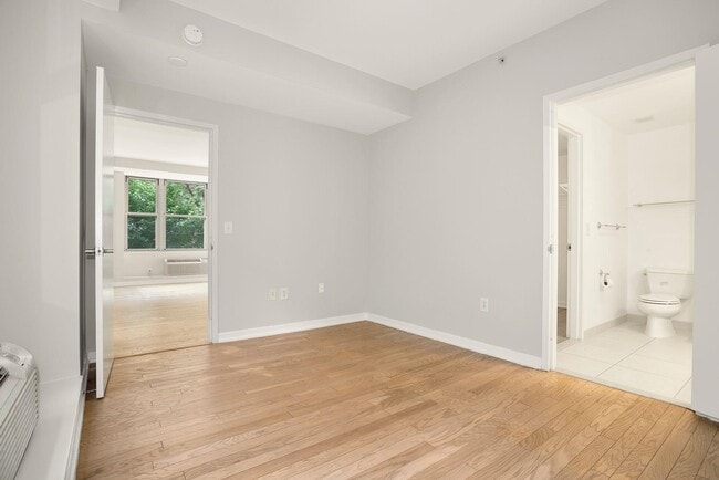 Building Photo - 149 Essex St