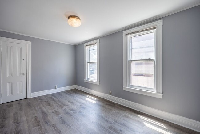 Building Photo - 78 Boardman St