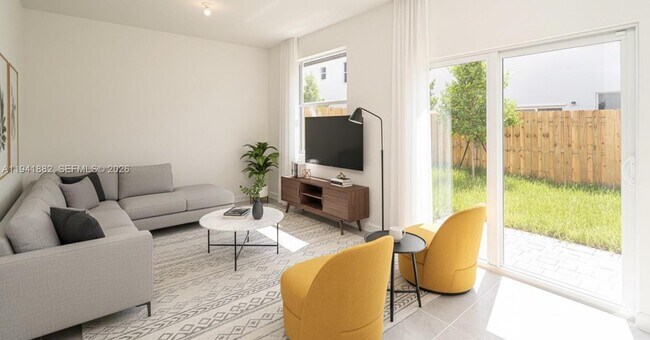 Building Photo - 2646 SE 27th Dr