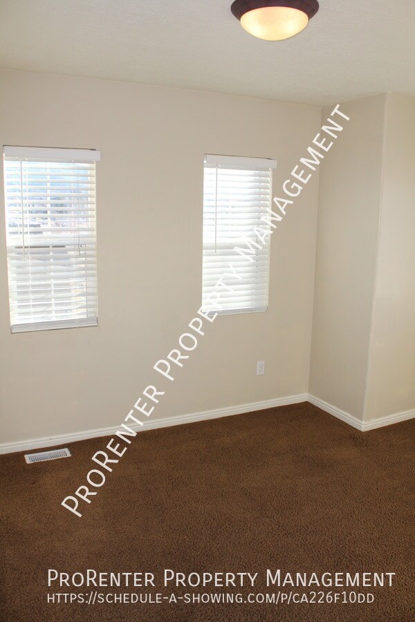 Building Photo - 1412 E 6125 S