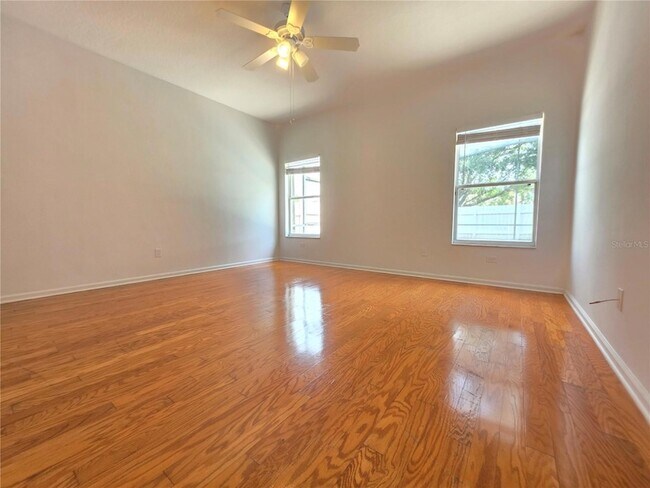 Building Photo - 1527 Derby Glen Dr