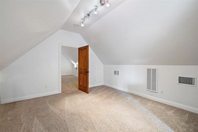Building Photo - 41 Tiburon Dr