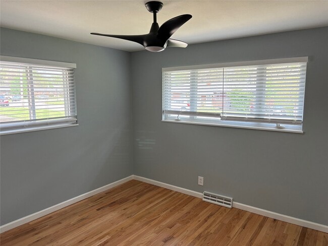 Building Photo - 2415 Chesstal St