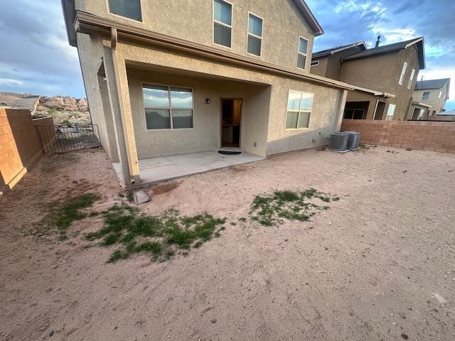 Building Photo - 3 Parador Ct