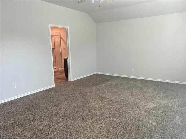 Building Photo - 7825 Salais Dr