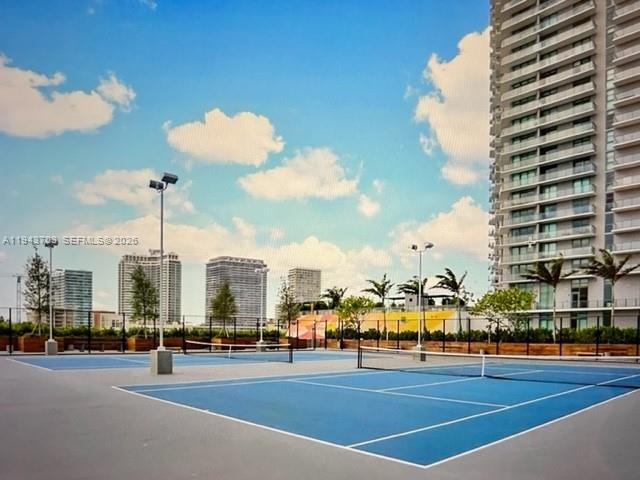 Building Photo - 480 NE 31st St