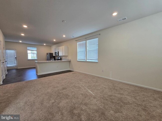 Building Photo - 172 Fellowship Dr