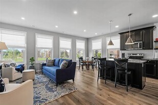 Building Photo - 303 Tillary Ln