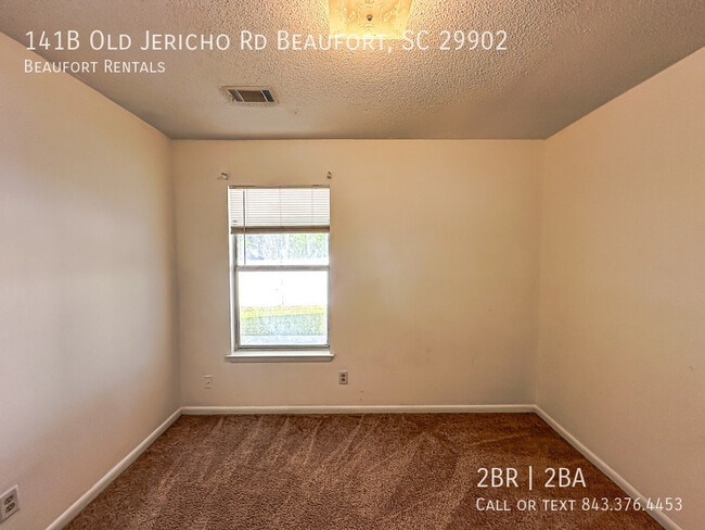 Building Photo - 141 Old Jericho Rd