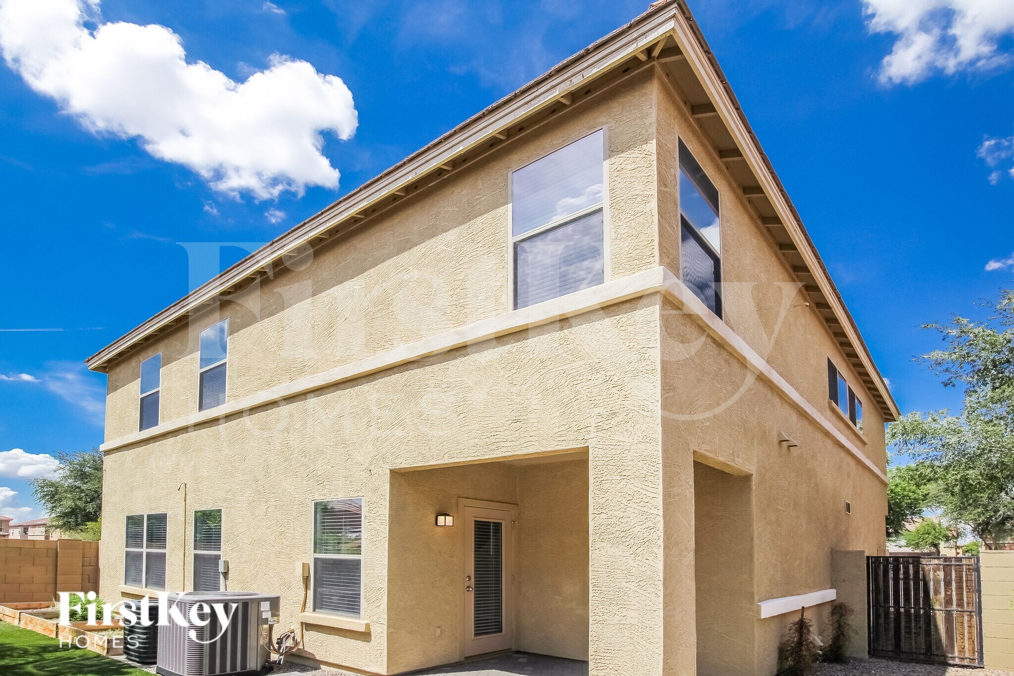 Building Photo - 2127 S Luther