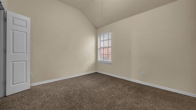 Building Photo - 2224 Crestridge Dr
