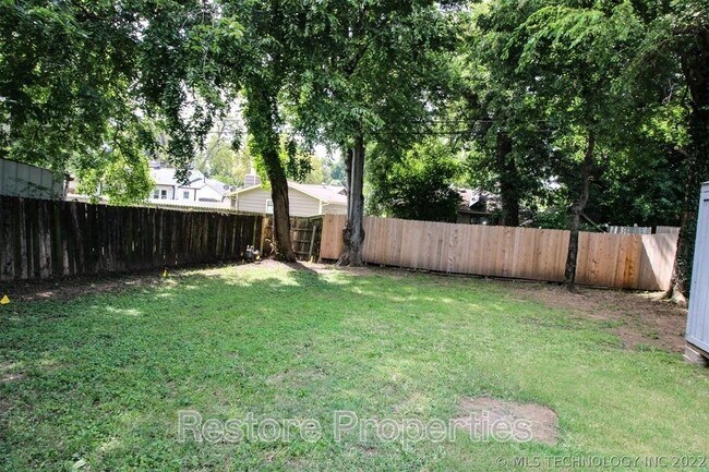 Building Photo - 5510 S Owasso Ave
