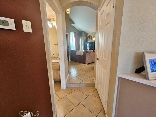 Building Photo - 39620 Glenwood Ct