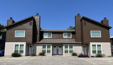 Building Photo - 1615 Wycombe St