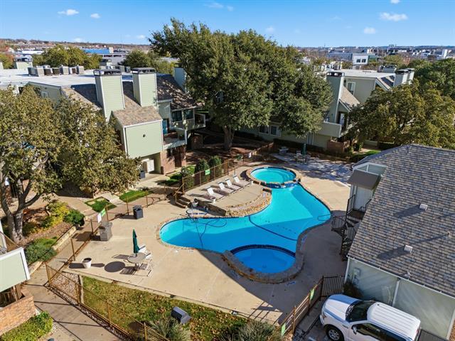 Building Photo - 3101 Sondra Dr