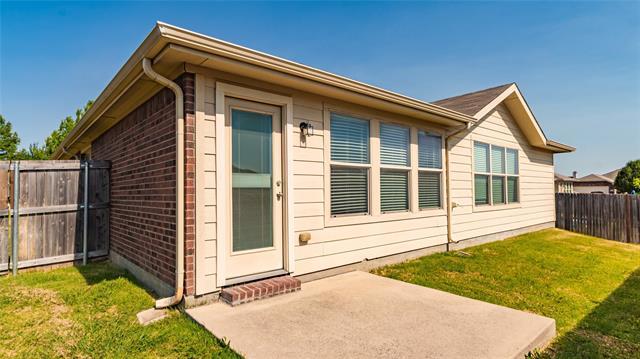 Building Photo - 704 Cedar Cove Dr