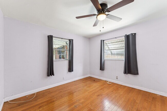 Building Photo - 4194 Honeysuckle Ave