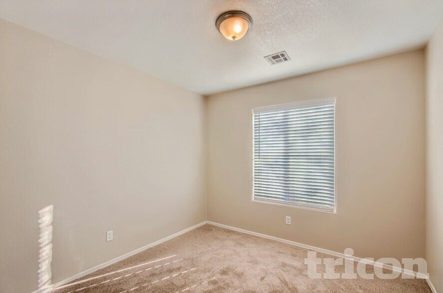 Building Photo - 14514 S Amado Blvd