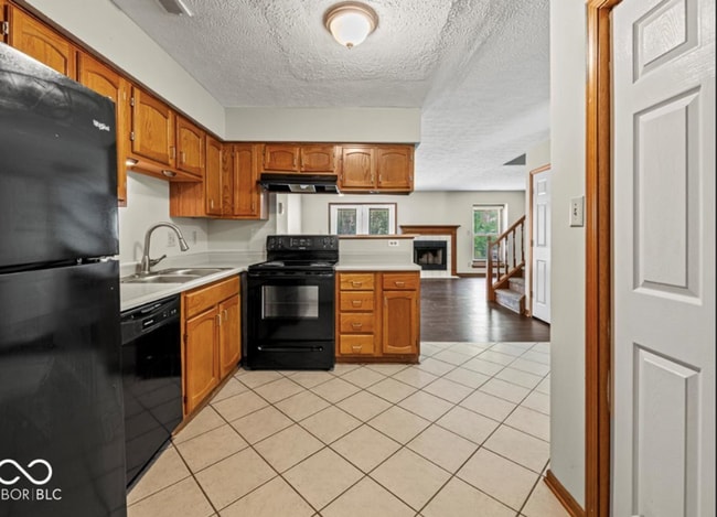 Building Photo - 5421 Bay Harbor Dr