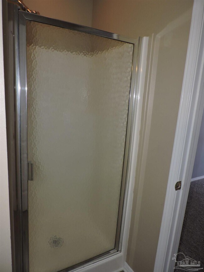 Building Photo - 724 Hanley Downs Dr