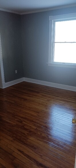 Building Photo - 78 Elmwood Rd