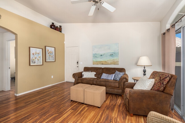 Generous living area - 5335 E Shea Blvd