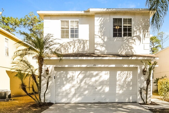 Building Photo - 2010 Stone Abbey Blvd