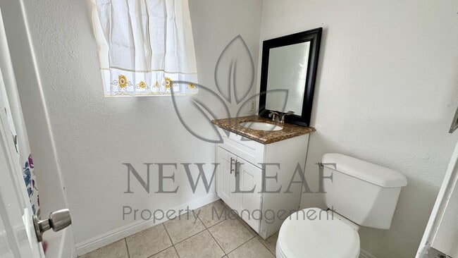 Building Photo - 3733 S Country Oaks Loop