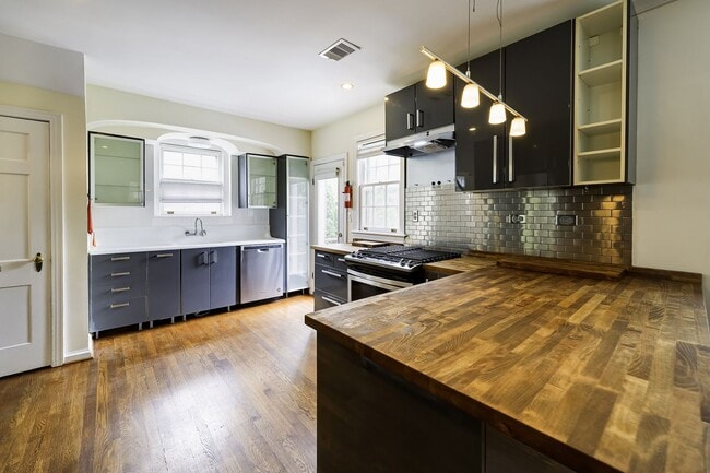 Building Photo - NW DC - Timeless Elegance Meets Modern Comfort in AU Park (with Pool!)