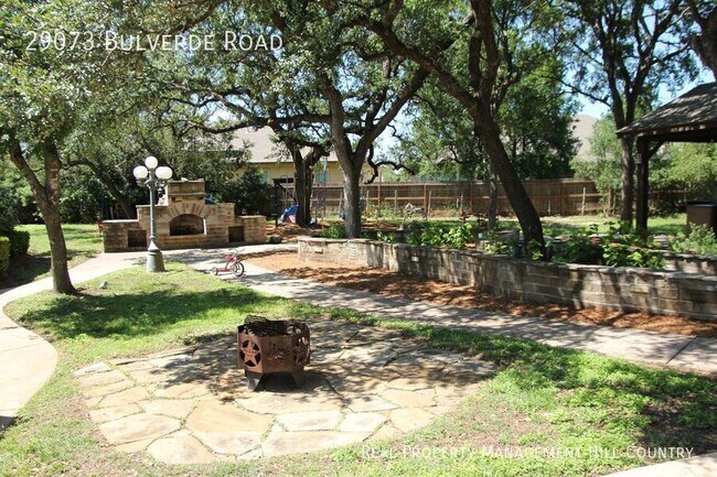 Building Photo - 29073 Bulverde Rd