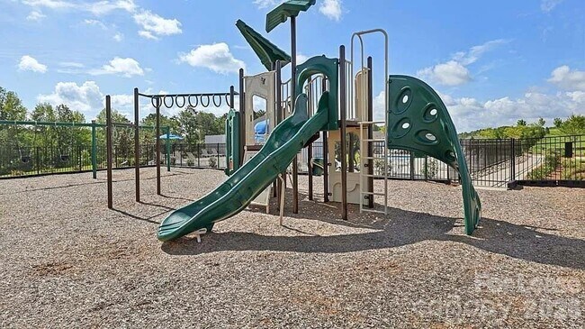 Building Photo - 2869 Atwater Pond Cir