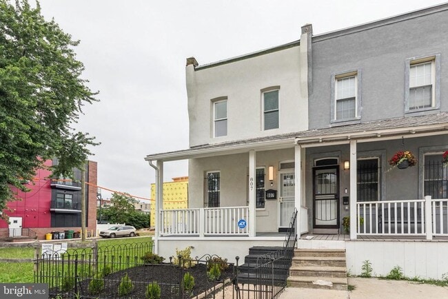Building Photo - 807 N 42nd St